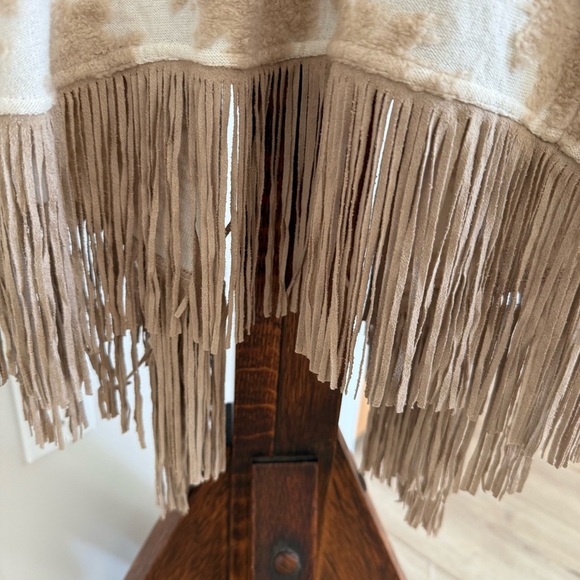 INC International Concept Soft Tan and Cream Fringed Open Cardigan Women’s M GUC - Picture 5 of 11